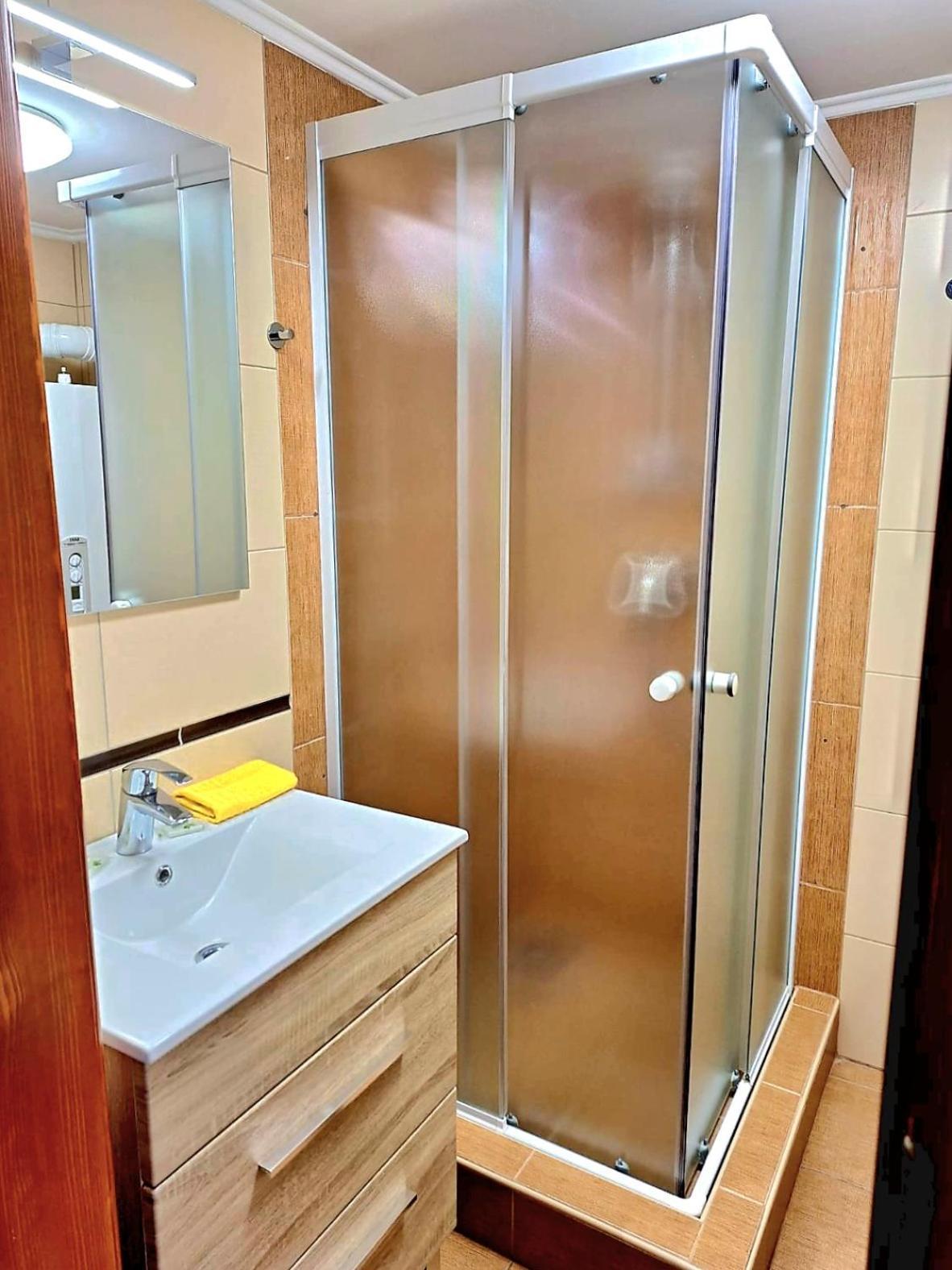 Angyal Apartman גיולה מראה חיצוני תמונה
