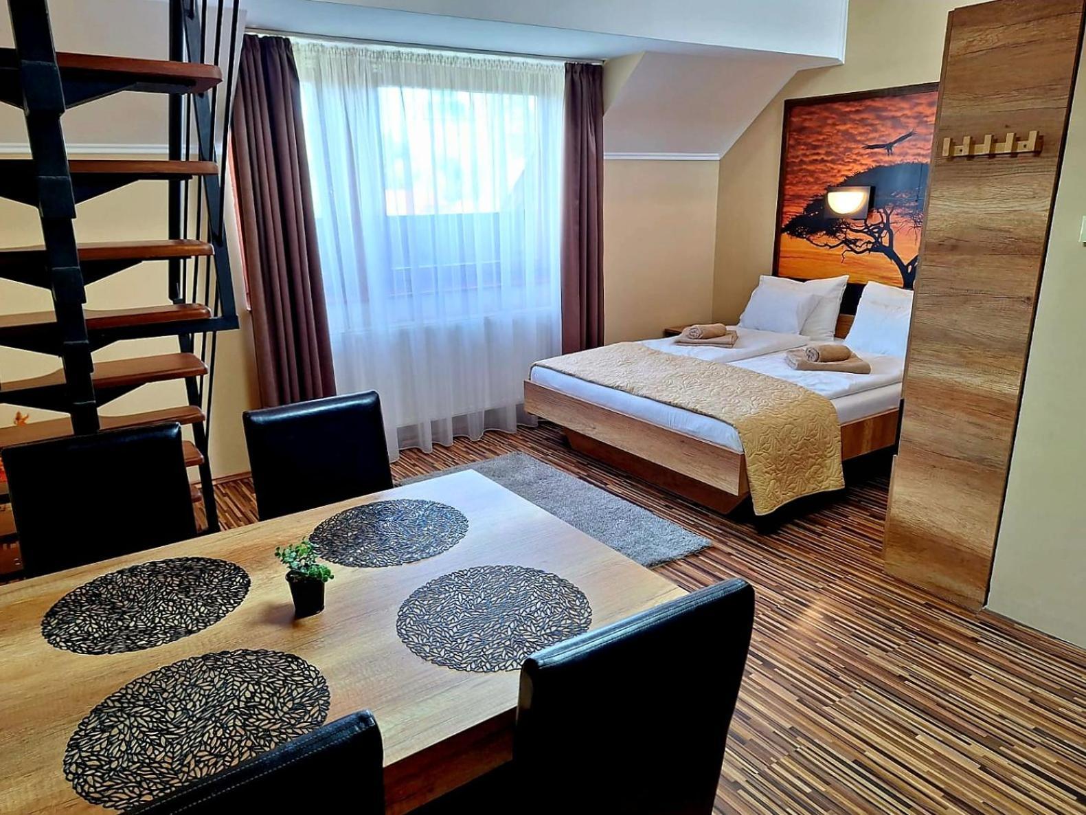 Angyal Apartman גיולה מראה חיצוני תמונה